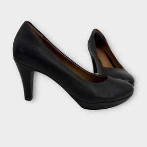 Clarks Ambyr Joy High-Heeled Comfort Pumps in Black Women’s Size 8.5